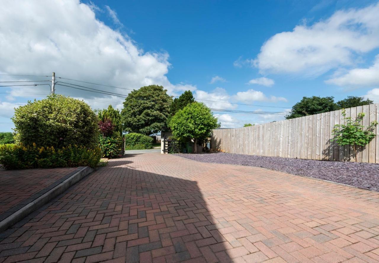 Y Villa Mor Llanarth  외부 사진